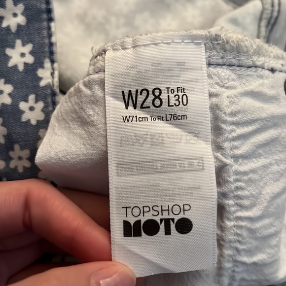 Topshop Moto Leigh Skinny Jeans - Picture 8 of 9